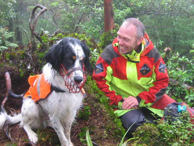 James and Percy, the successful kiwi recovery team, help us to track Waikiwanui when he lost his radio tracking leg band